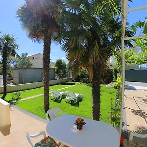  Apartament Vedrana