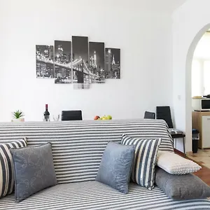 Tessa , Rijeka Croacia